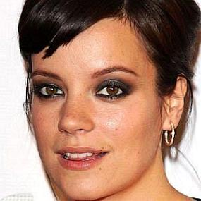 height of Lily Allen