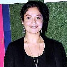 height of Pooja Bhatt