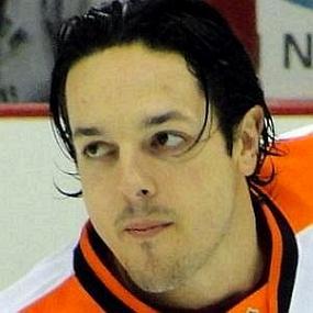 height of Daniel Briere