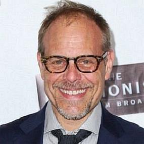 height of Alton Brown
