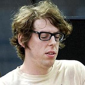 height of Patrick Carney