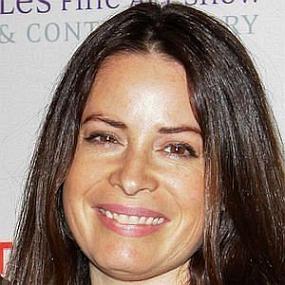 height of Holly Marie Combs