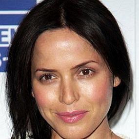 height of Andrea Corr