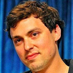 height of John Francis Daley