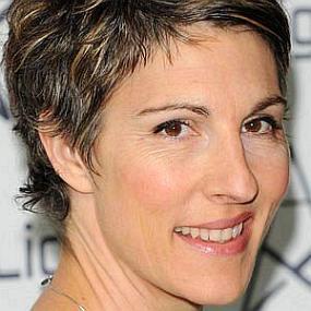 height of Tamsin Greig