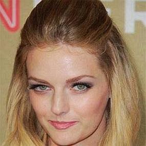 height of Lydia Hearst