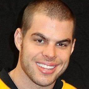 height of Nathan Horton