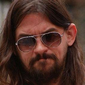 height of Shooter Jennings