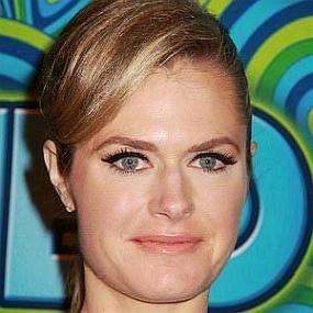 height of Maggie Lawson
