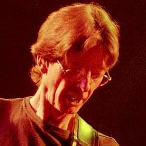 height of Phil Lesh