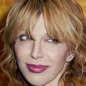 height of Courtney Love