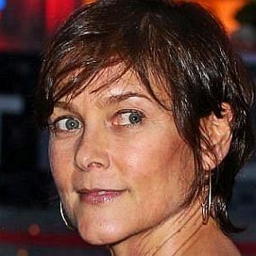 height of Carey Lowell
