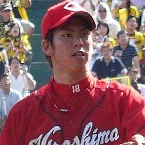 height of Kenta Maeda