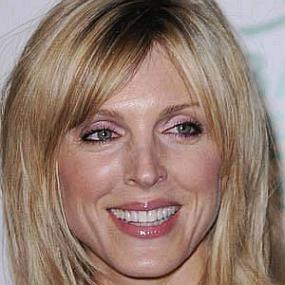 height of Marla Maples