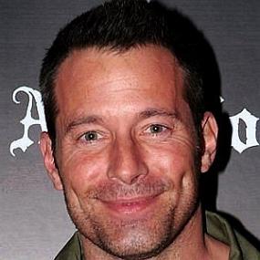 height of Johnny Messner