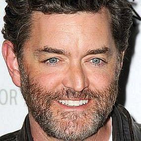 height of Timothy Omundson
