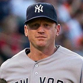 Lyle Overbay worth