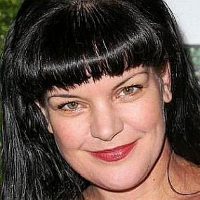 height of Pauley Perrette