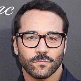 height of Jeremy Piven