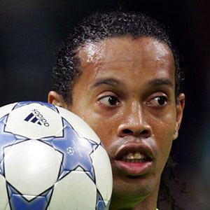 height of Ronaldinho