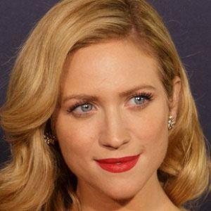 height of Brittany Snow