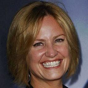 height of Sherry Stringfield