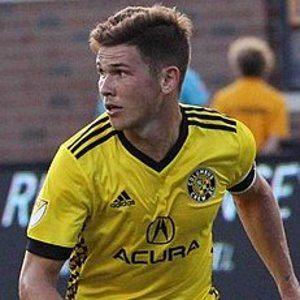 height of Wil Trapp