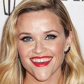 height of Reese Witherspoon